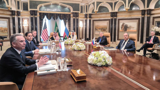    В Эр-Рияде начались переговоры делегаций РФ и США Алина Городниченко