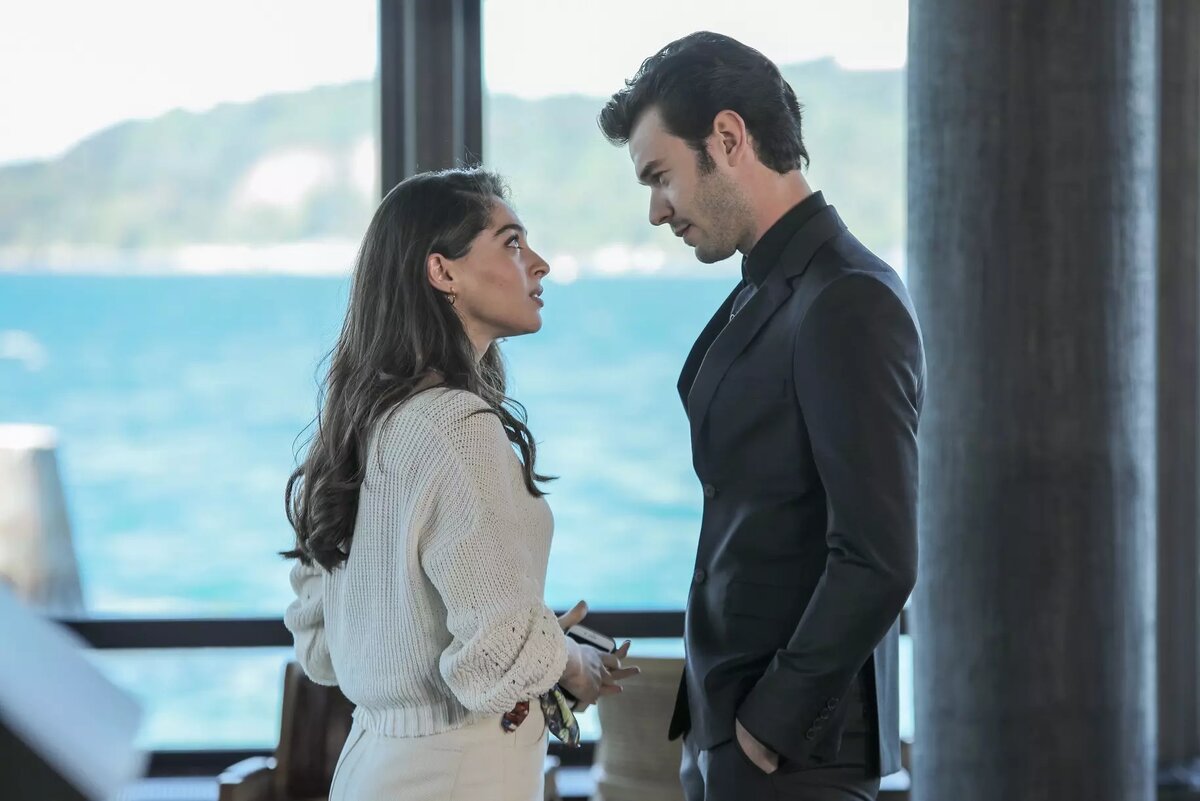 кадр из сериала "Игра судьбы"