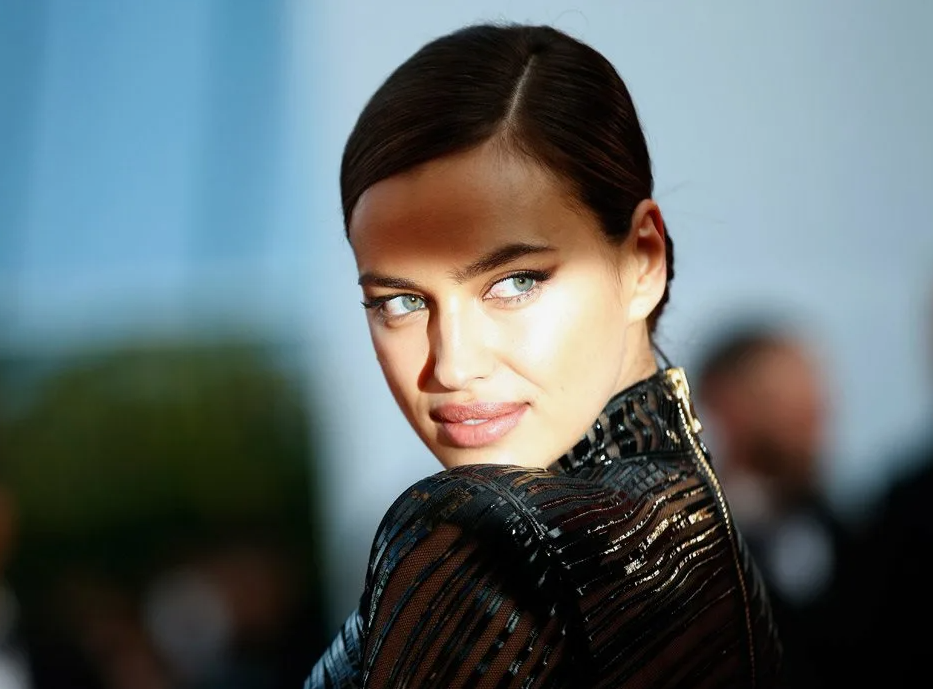 Ирина Шейк (Ирина Шайхлисламова) — российская модель, актриса и телеведущая.