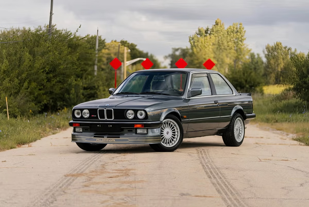 ©Bring a Trailer ©BMW