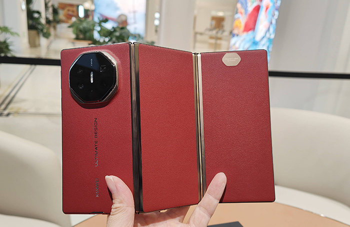     Huawei Mate XT.IMAGO/CFOTO/ТАСС