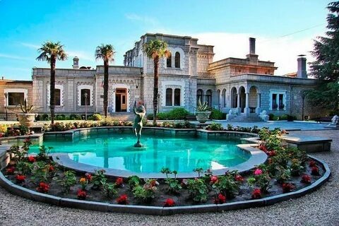 Розовый дворец Юсуповых в Крыму