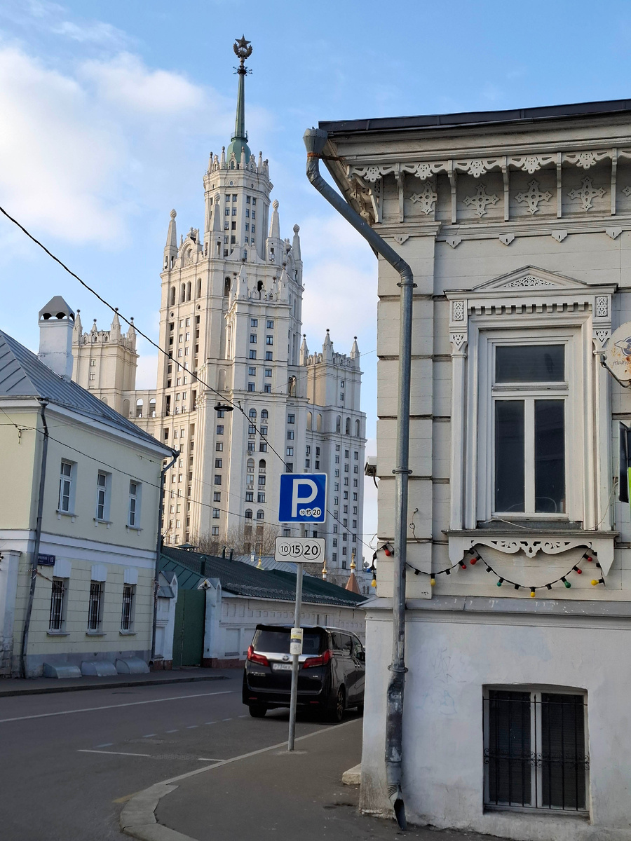 Москва, Гончарная улица 7/4. Бывшая Гончарная слобода.