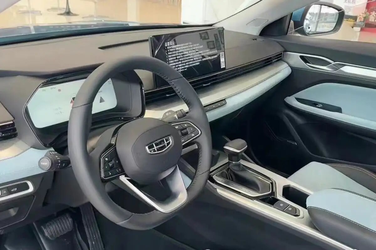    Geely Emgrand L. © wikipedia.org