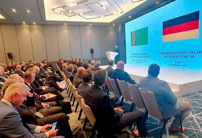 Туркмено-германский бизнес-форум, 29 сентября, 2023 г., Берлин, Германия (Фото: ТППТ)