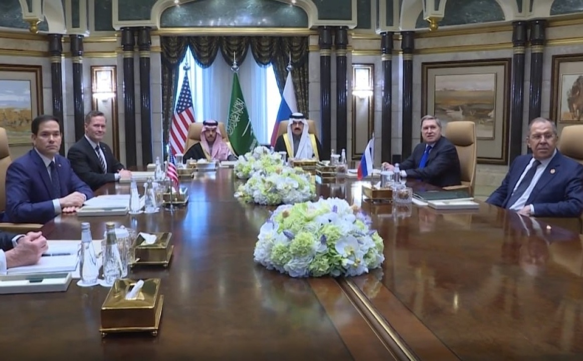    МИД: в Эр-Рияде прошел первый этап встречи России и США