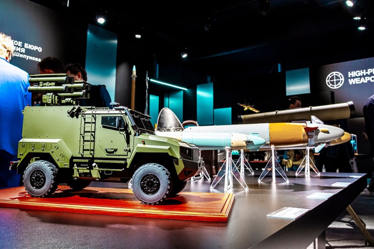    Новейшие образцы тульского вооружения представлены на выставке IDEX-2025