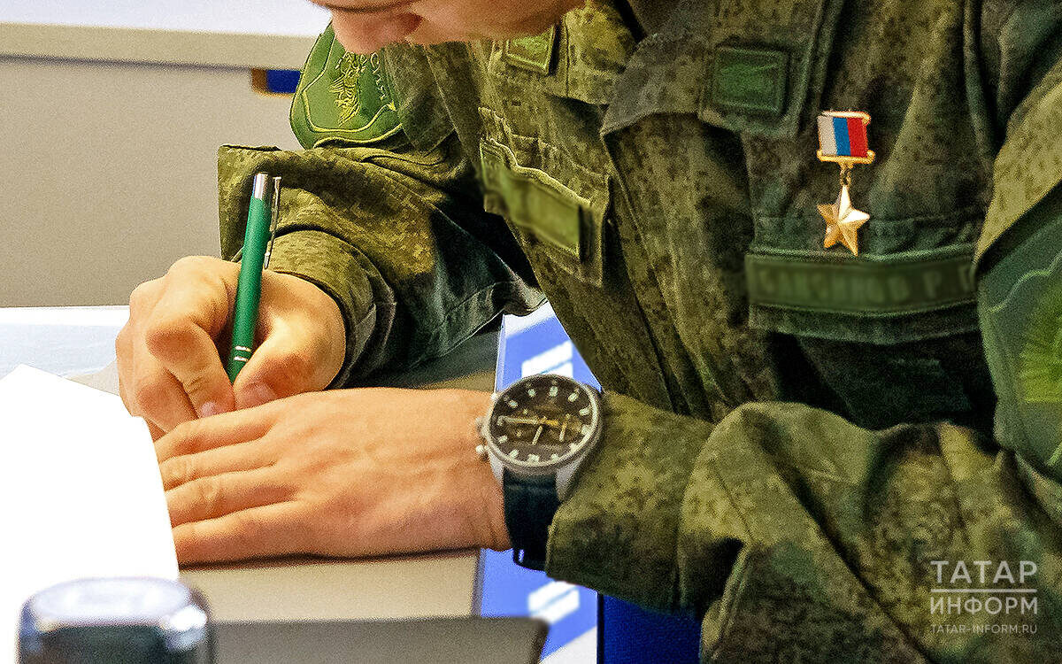 В Татарстане стартовала кадровая программа, которая позволит участникам СВО занять места в органах власти и государственных компанияхФото: © Салават Камалетдинов / «Татар-информ»