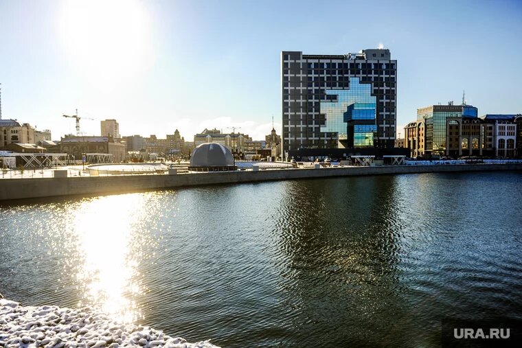 Жительница Челябинска бросилась в воду, чтобы спасти собаку (архивное фото). Фото: Вадим Ахметов © URA.RU