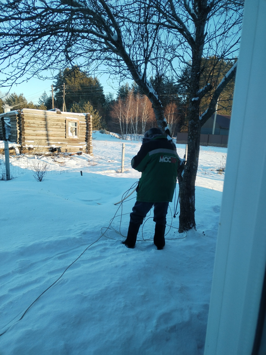 А он еле стоит!!!