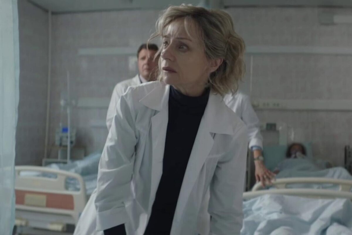    Евгения Добровольская кадр фильма «Дорогая, я больше не перезвоню»