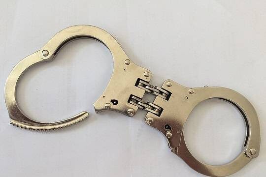    Британскую пару поместили в тюрьму в Иране за фотографию