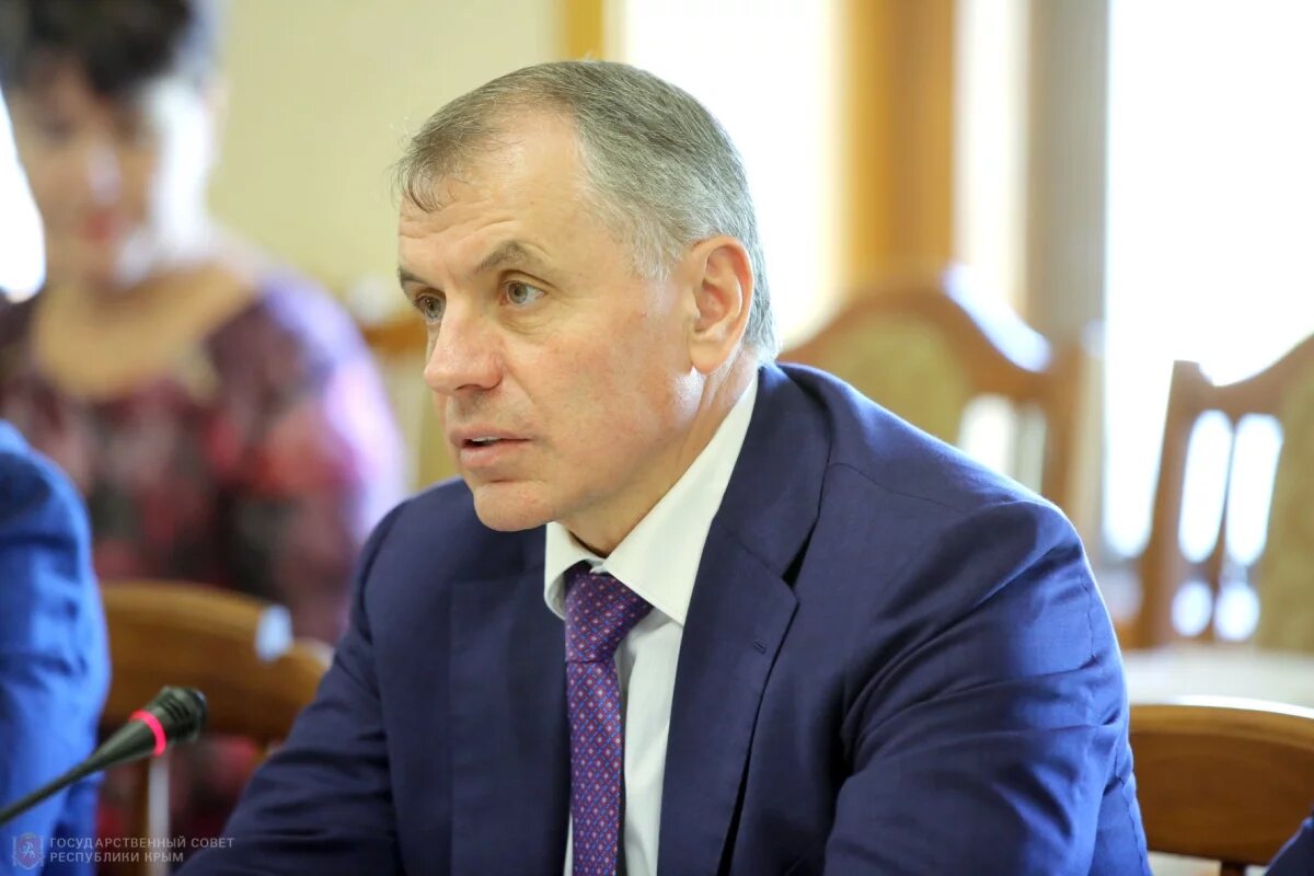    Глава парламента Крыма: украинские олигархи тайно финансировали ВСУ