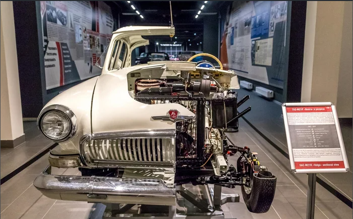 автор этого творения Алексей Млынец