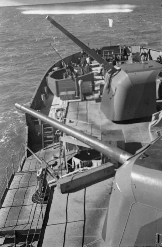 Главный калибр «ладожского линкора»