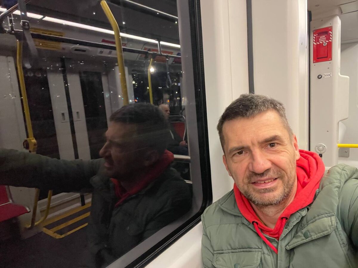 Михаил Батин – президент Фонда «Наука за продление жизни», автор научно-популярных книг и статей по проблеме исследований механизмов старения и поиска научных методов радикального продления жизни. Фото из ТГ-канала «Трансгуманизм в далеком городе»