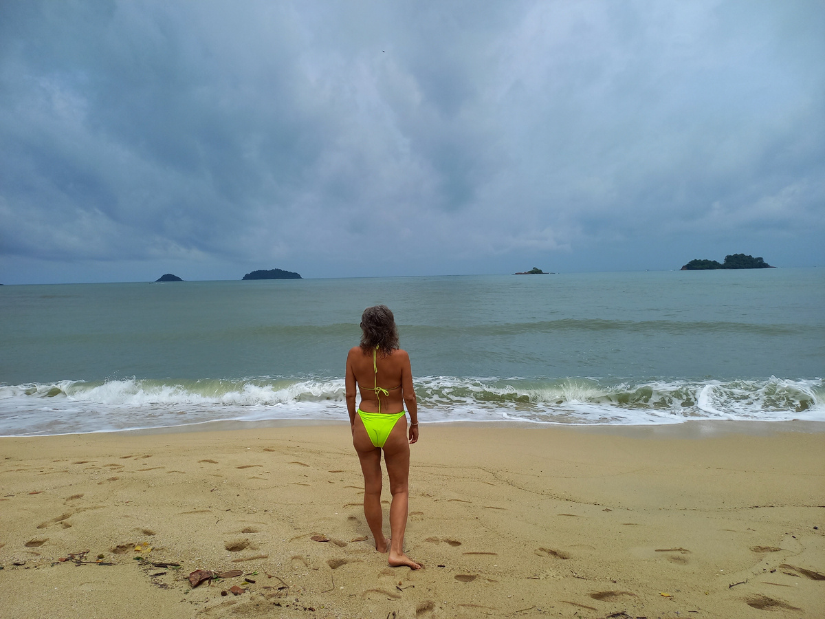 Пляж Кай Бэй на Ко Чанге. Таиланд - 2024