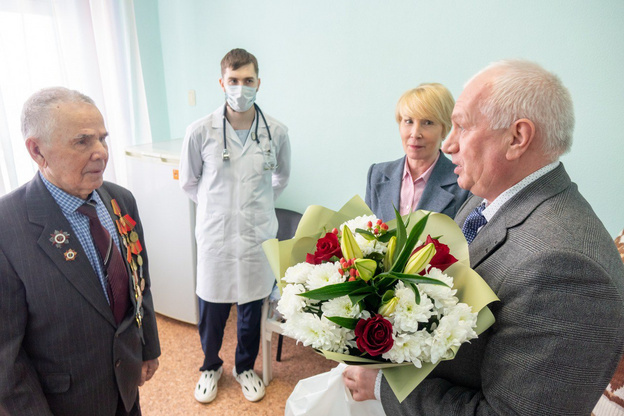    Кировчанину вручили медаль «80 лет победы в Великой Отечественной войне»