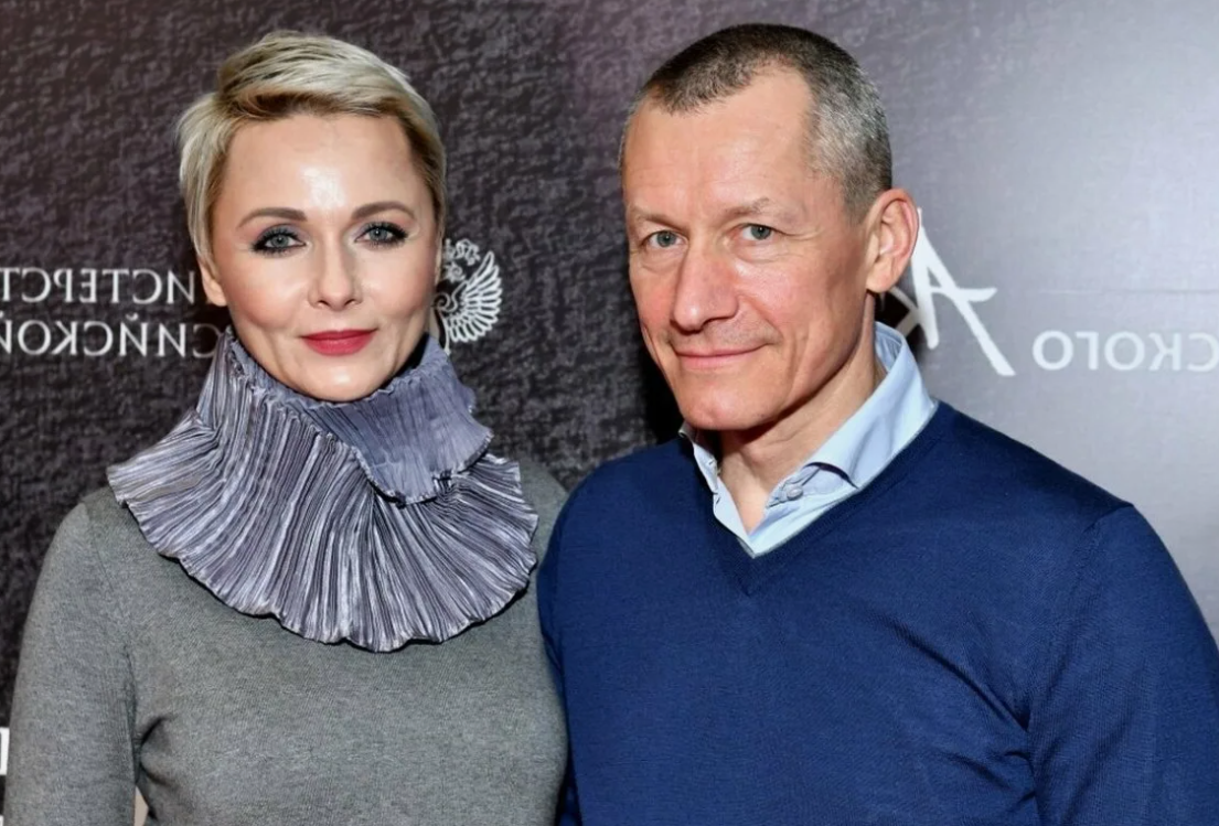 на фото Дарья Повереннова и Андрей Шаронов 