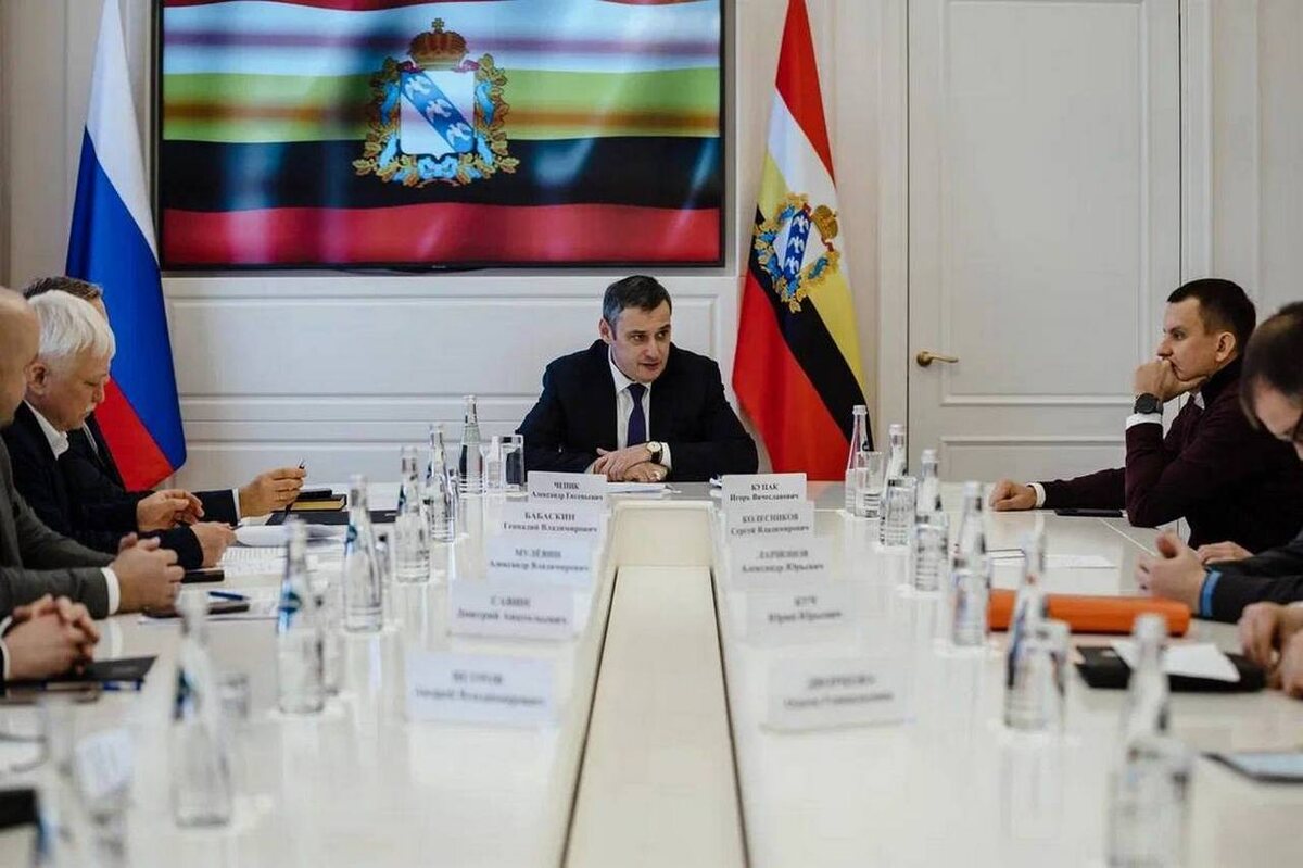    Врио губернатора Курской области поручил составить план реабилитации завода ООО «АПЗ-20»