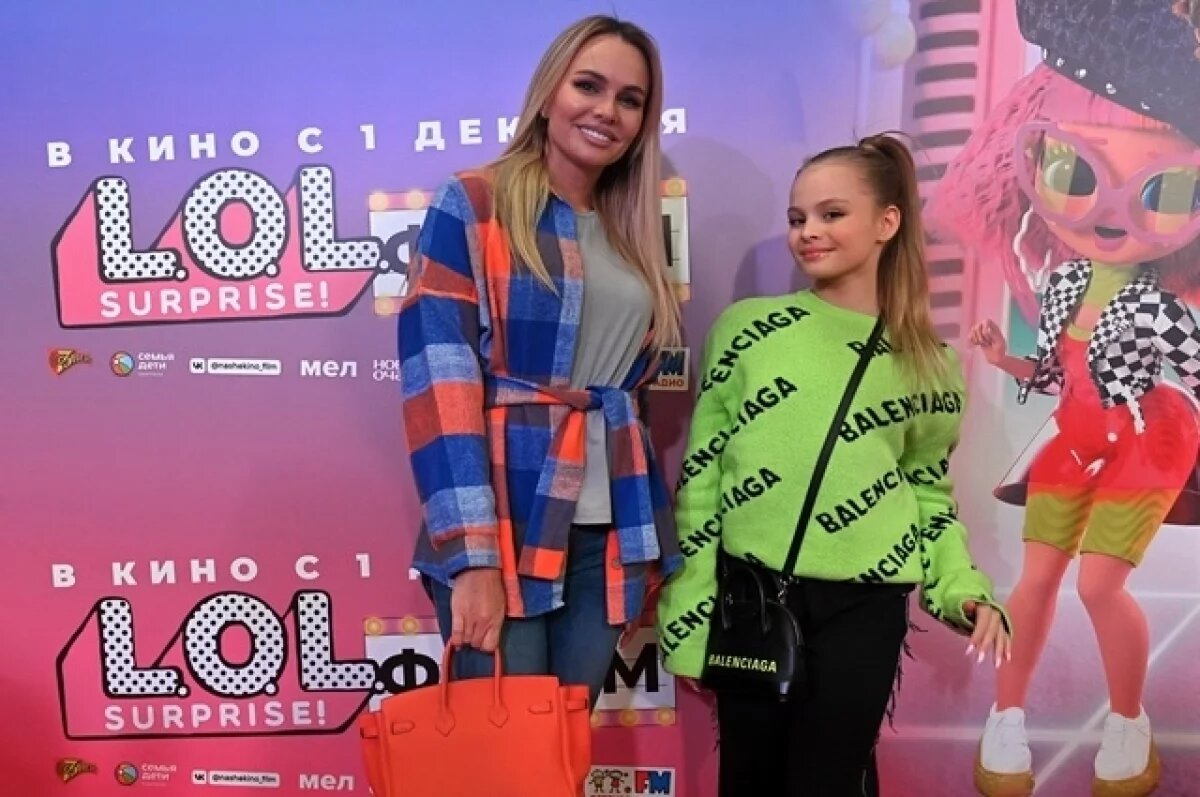    Модель Ирина Маирко с дочерью блогером и певицей Миланой Гогунской (Milana Star).