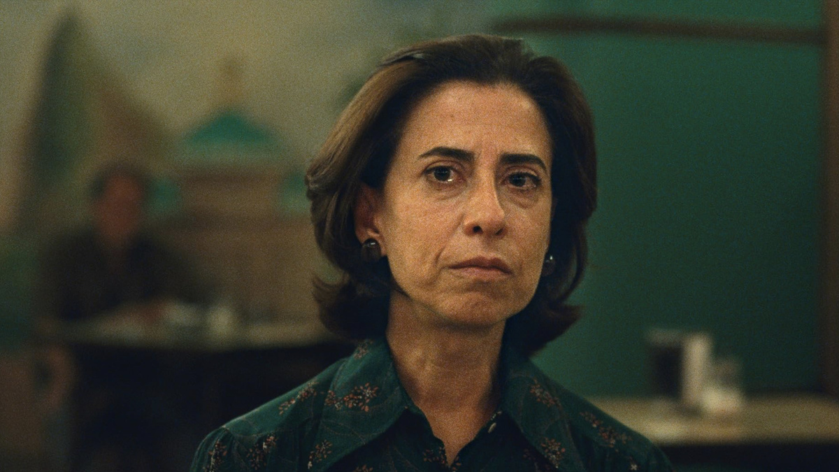 Кадр из фильма "Я всё ещё здесь"