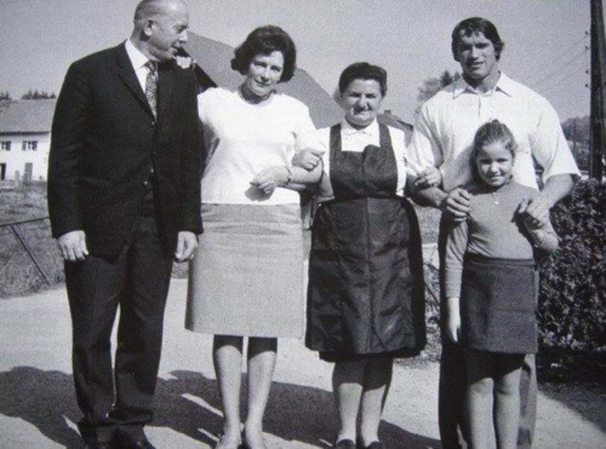 Арнольд Шварценеггер с семьёй