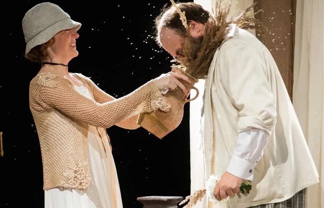 Кадр из спектакля "Самое важное", мастерская Петра Фоменко