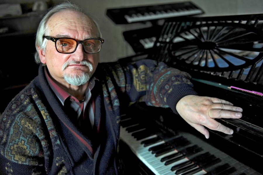 Геннадий Игоревич Гладков (18.02.1935 - 16.10.2023).