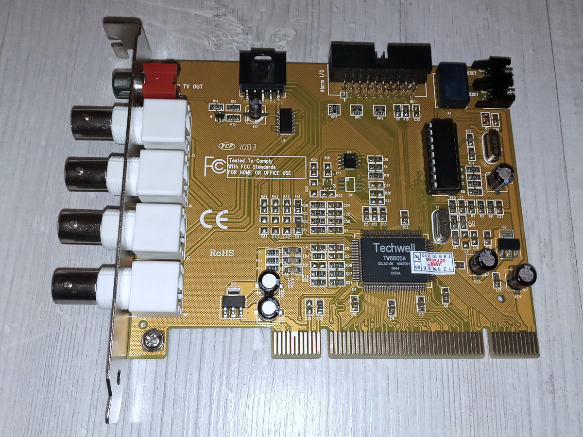 плата со стороны деталей 