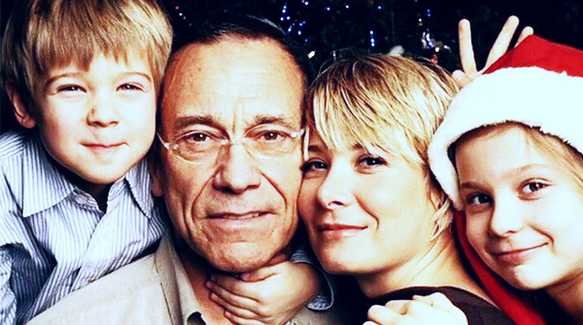 Семья Андрея Кончаловского и Юлии Высоцкой