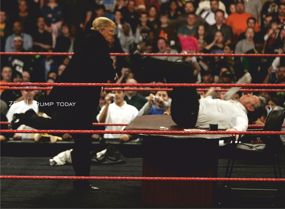 1 апреля 2007 год. Дональд Трамп участвует в 23-ем ежегодном мероприятии World Wrestling Entertainment (WWE) / Фото Getty Images