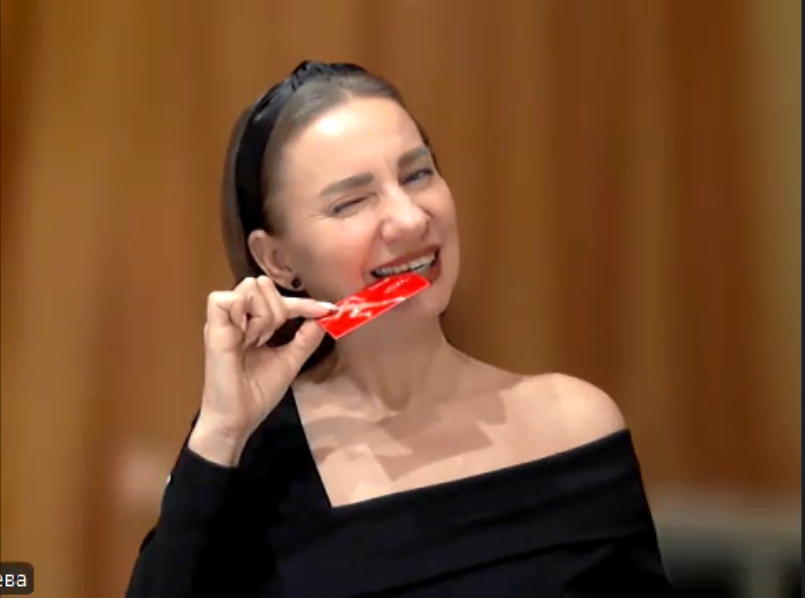 На фото автор Дзен-канала, Ирина Князева, карьерный консультант №1 по мнению ведущего отраслевого сервиса HRtime.