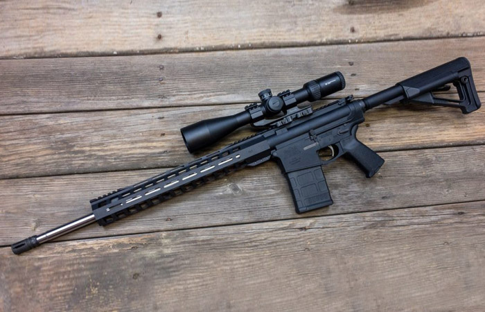 Винтовка AR-10./ Фото: firearmreview.com