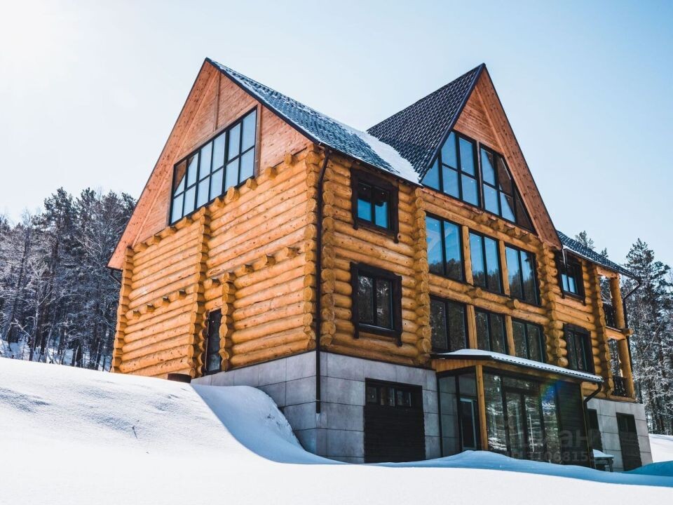    Коттедж за 80 млн рублей в Горном Алтае. Источник: cian.ru