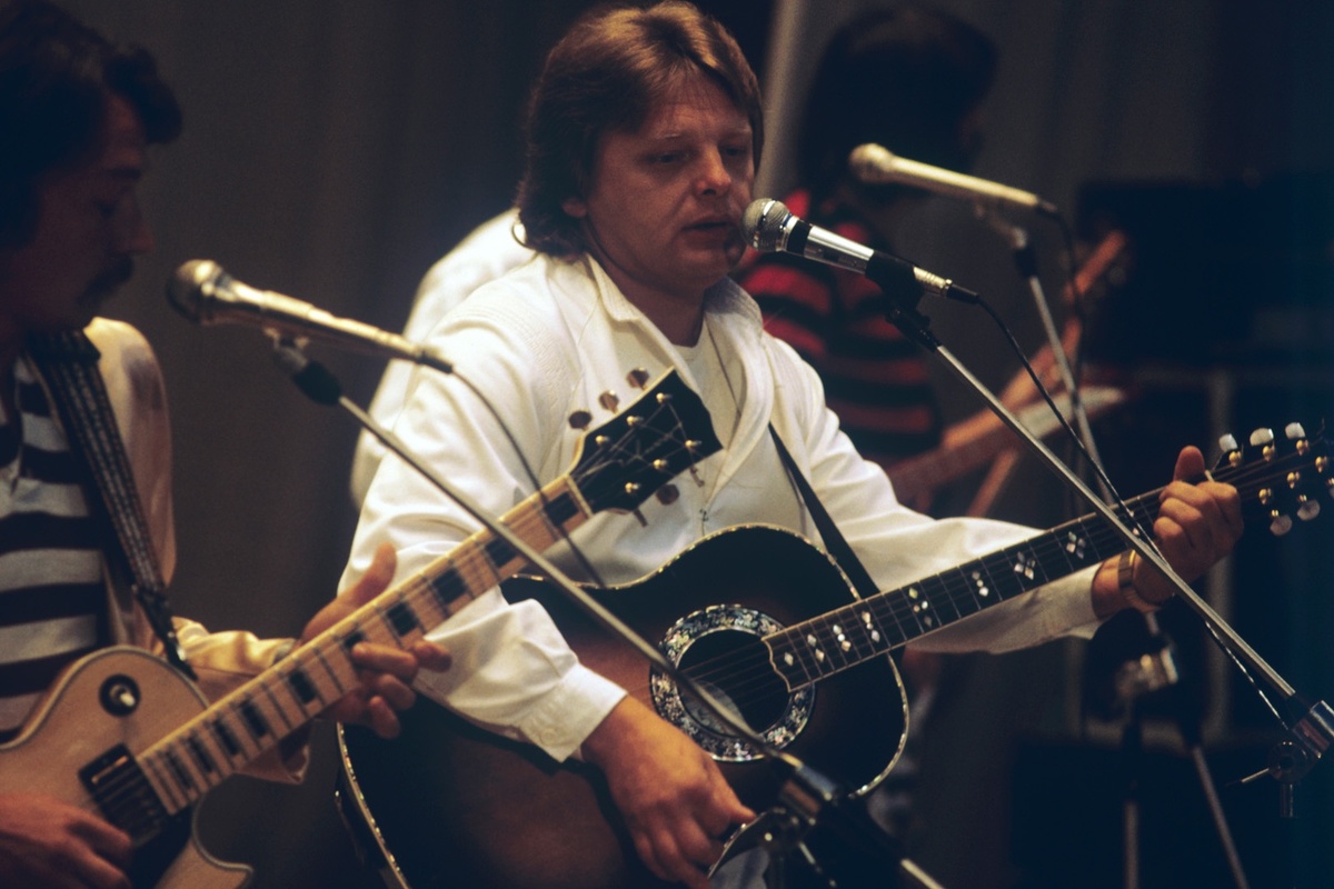    Эстрадный певец и композитор Юрий Михайлович Антонов на гастролях в Сочи. 1983 год. /Юрий Абрамочкин / РИА Новости