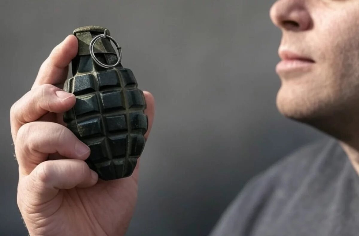    Хабаровчанин собирался взорвать гранатой ТЦ на Карла Маркса