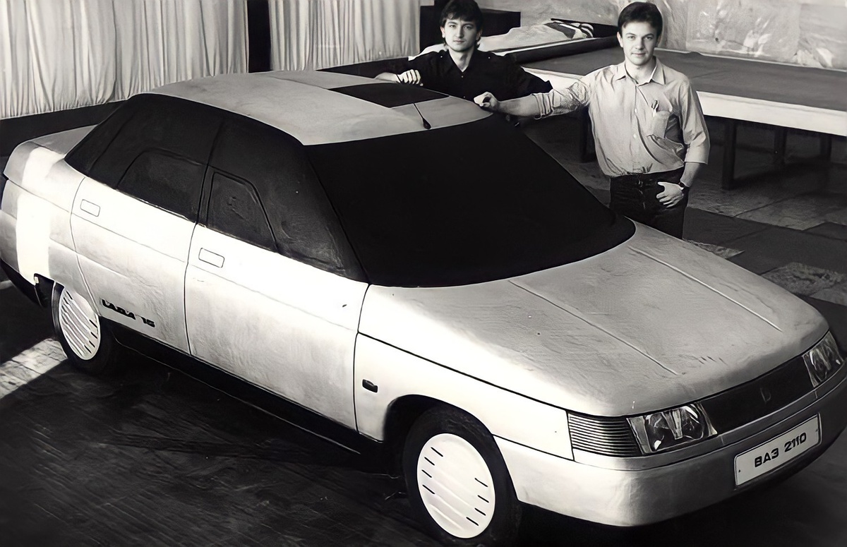 Первая версия ВАЗ-2110
