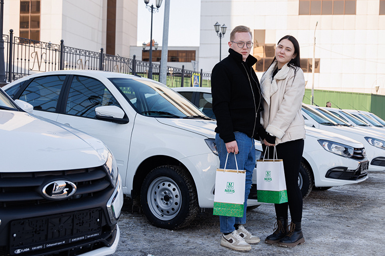    «Это было очень неожиданно! Я думал, что на самом деле такого не будет. Обрадовался, отложил все дела и приехал в Казань», — рассказывает Даниил из Набережных Челнов