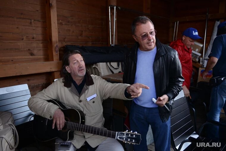 Одна из поздних «Ильменок»: Олег Митяев с вице-спикером челябинского заксобрания Семеном Мительманом. Фото: Вадим Ахметов © URA.RU