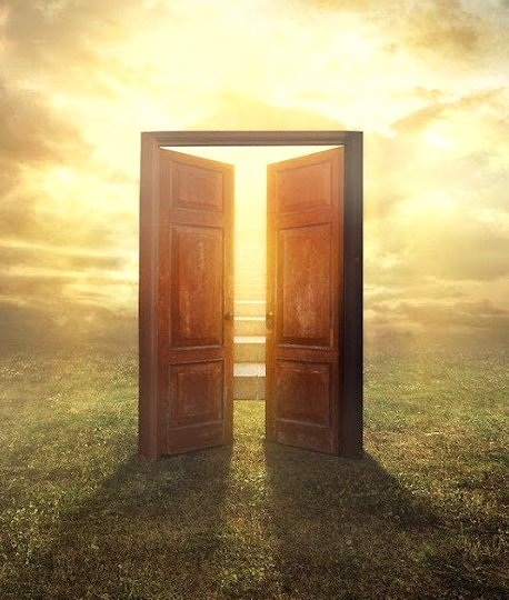 По ту сторону двери