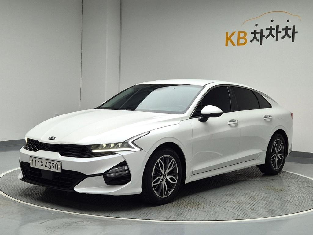 KIA K5 с 2.0-литровым двигателем 