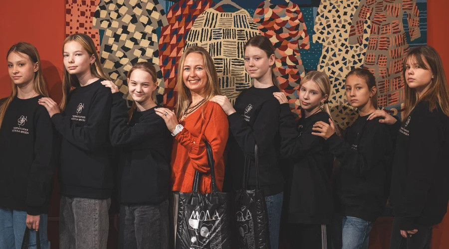 Листайте вправо, чтобы увидеть больше изображений