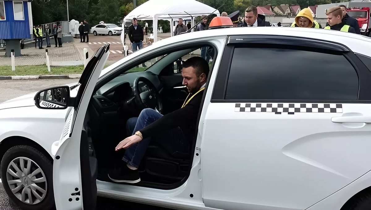 Фото: 1MI. Такси
