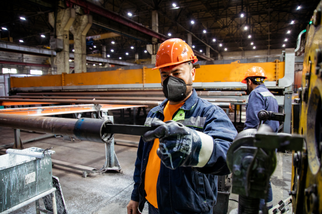    В Югре увеличилось число вакансий с вахтовым графиком