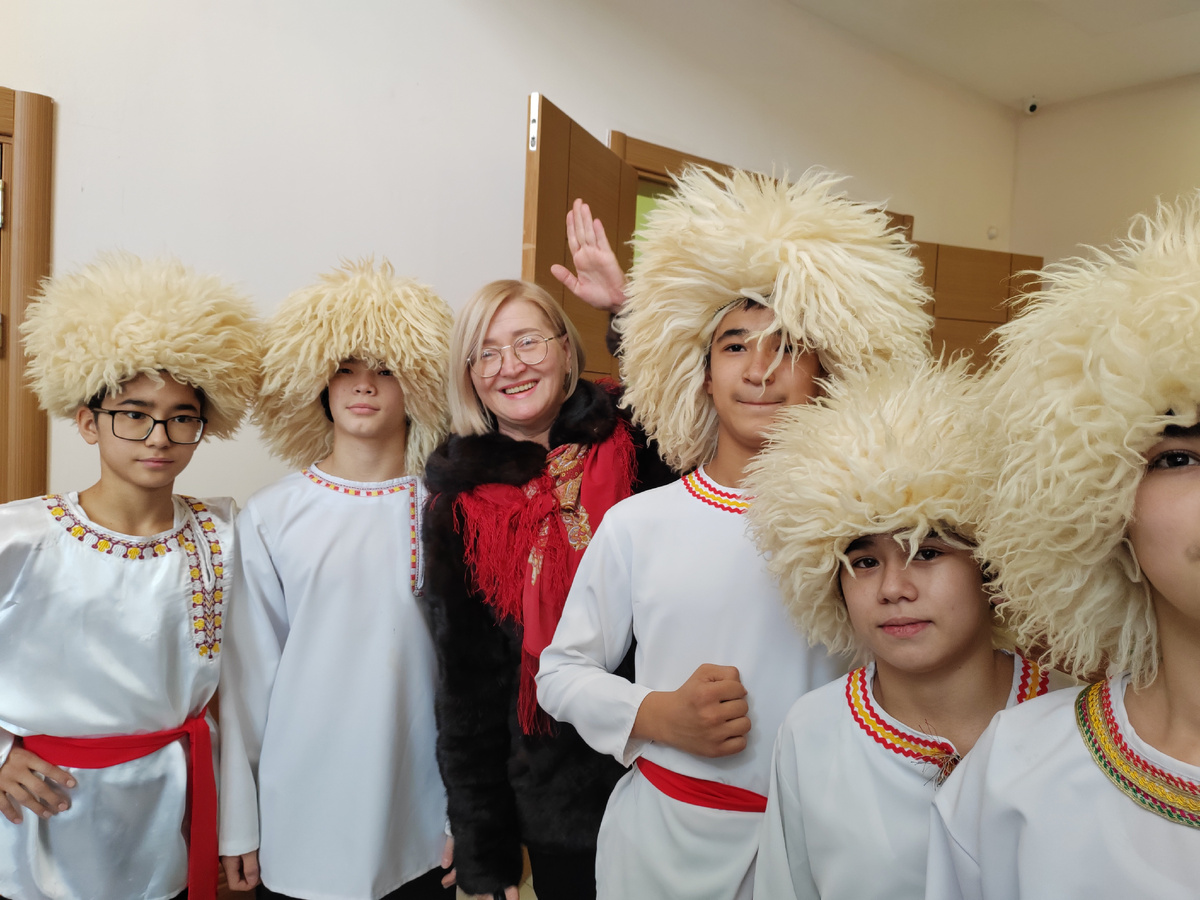 Средняя общеобразовательная школа им. Махтумкули Фраги. Астрахань, 2025 г.