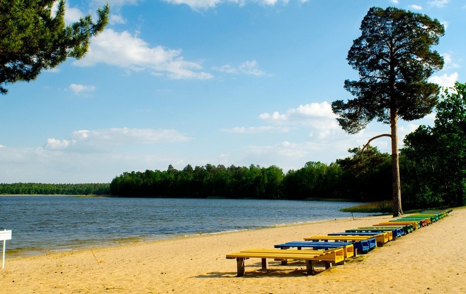 Пляж на озере "Завышанское"