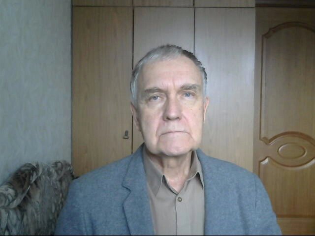    Сергей Сохранный разрабатывал рецептуру дихлофоса в советское время, сейчас на пенсии. Фото: Из личного архивa