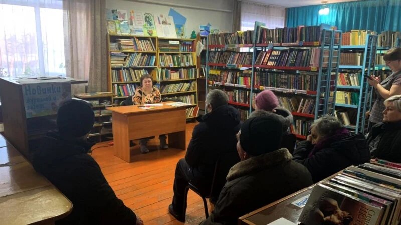     Депутаты партии «Справедливая Россия — За правду» провели встречи с жителями Заринска и Заринского района. Фото предоставлено партией «Справедливая Россия — За правду».