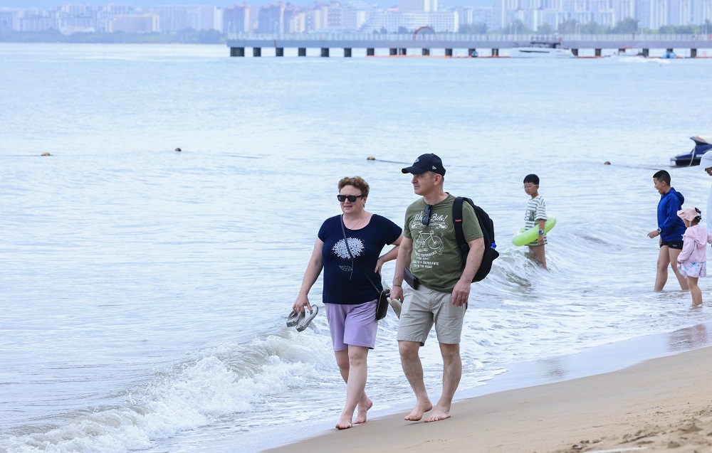    Чудо-остров есть на свете